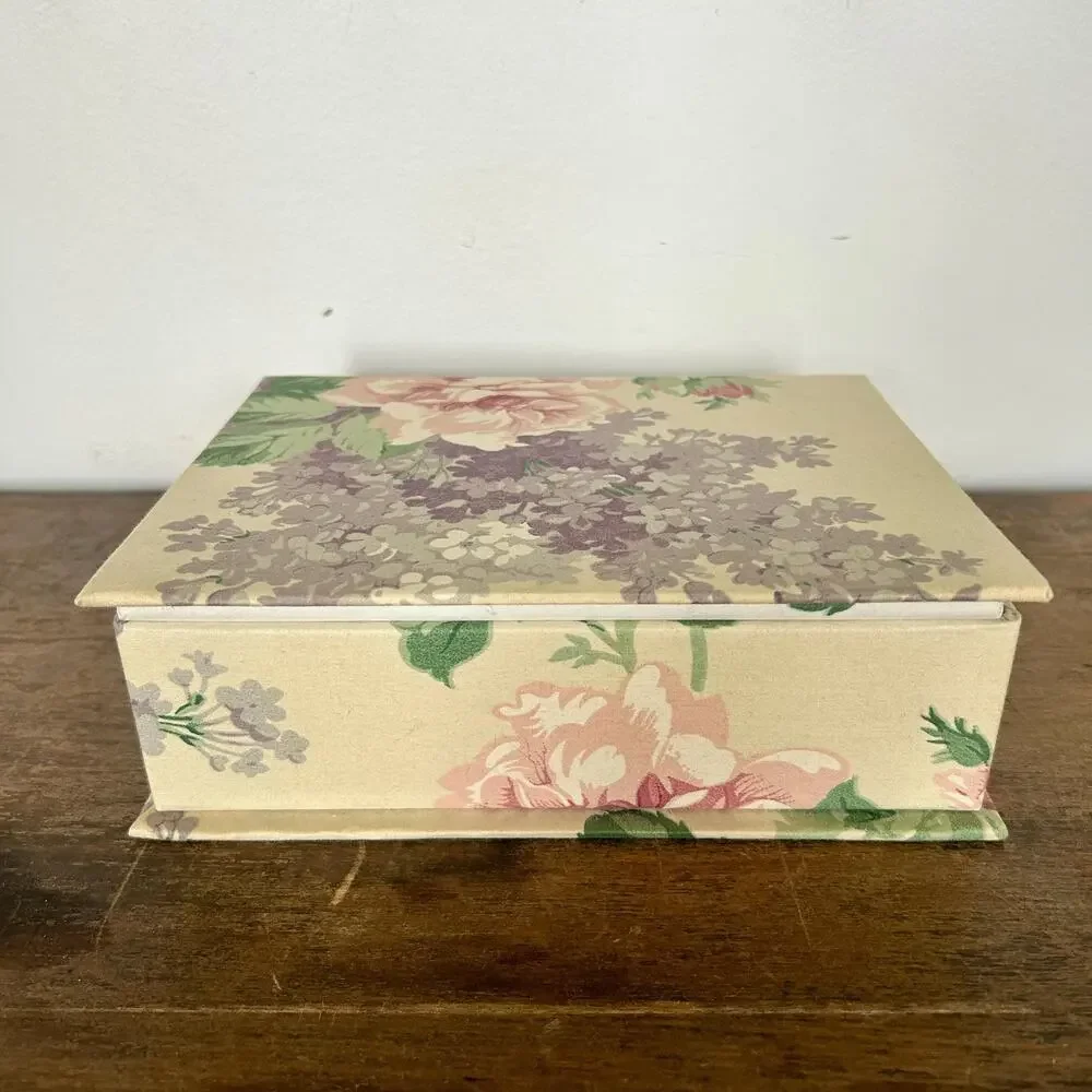 Vintage Floral Fabric Covered Jewelry Box | Shabby Chic Cottagecore
